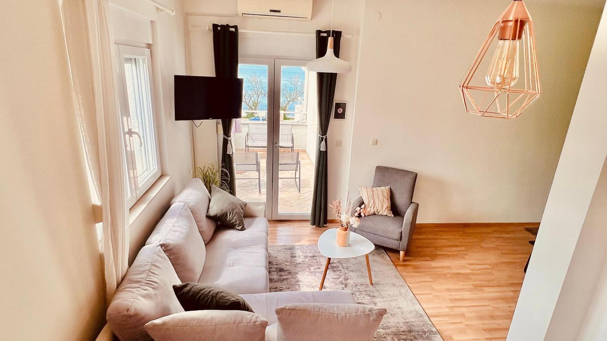 Luxury Beach Apartment W Sunset Sea Views 시베니크 외부 사진